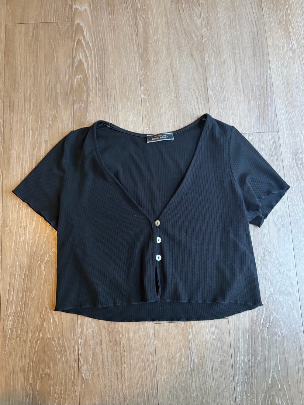 Blue Blush Black Ribbed V-Neck Cropped Button Open Front Short Sleeve Top